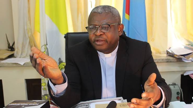 Crise à l’Est de la RDC : Mgr Donatien Nshole insiste sur un dialogue inclusif avec le M23