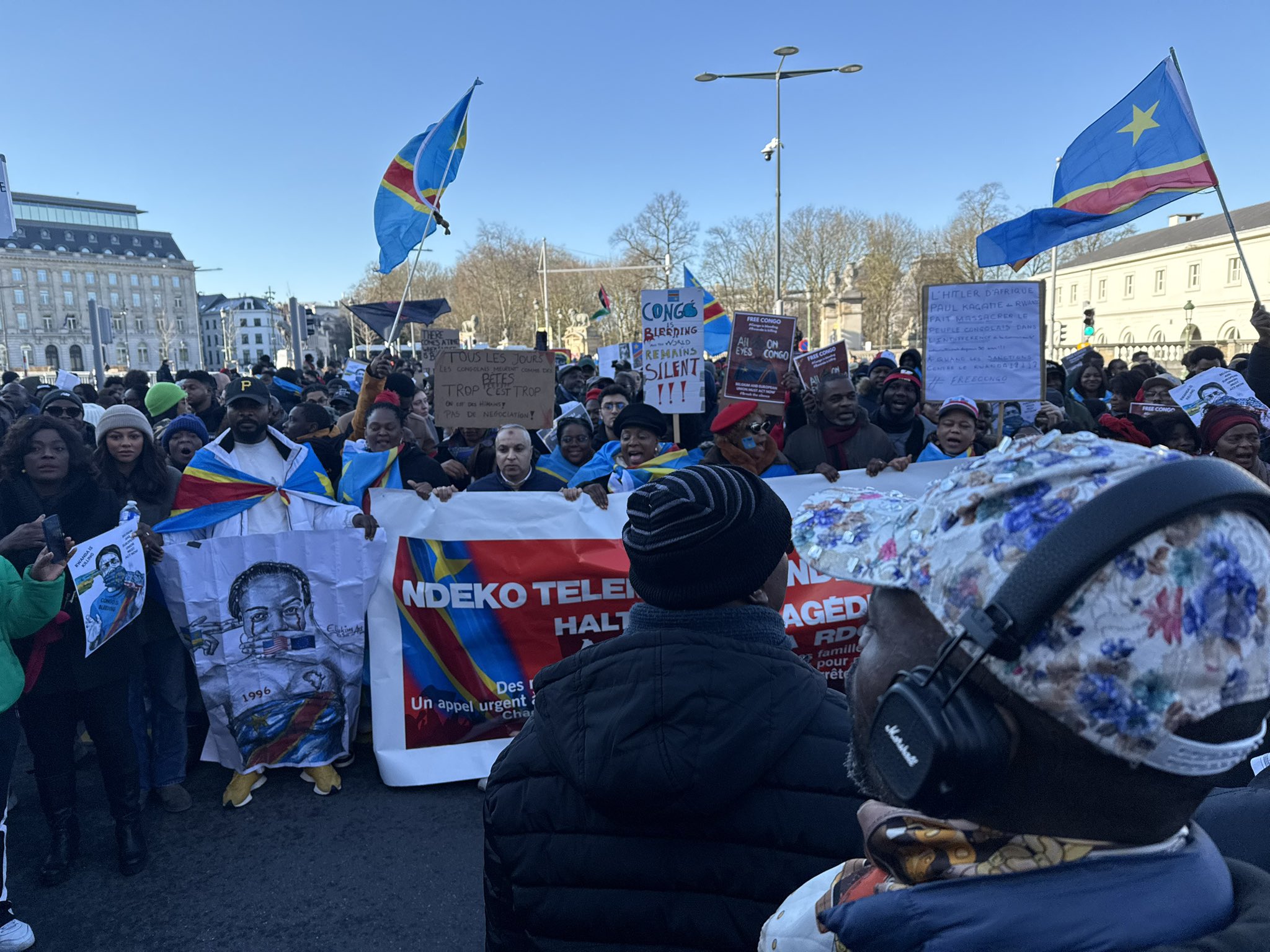 Manifestation à Bruxelles : la diaspora congolaise dénonce le soutien des États-Unis au Rwanda, accusé d’agression contre la RDC