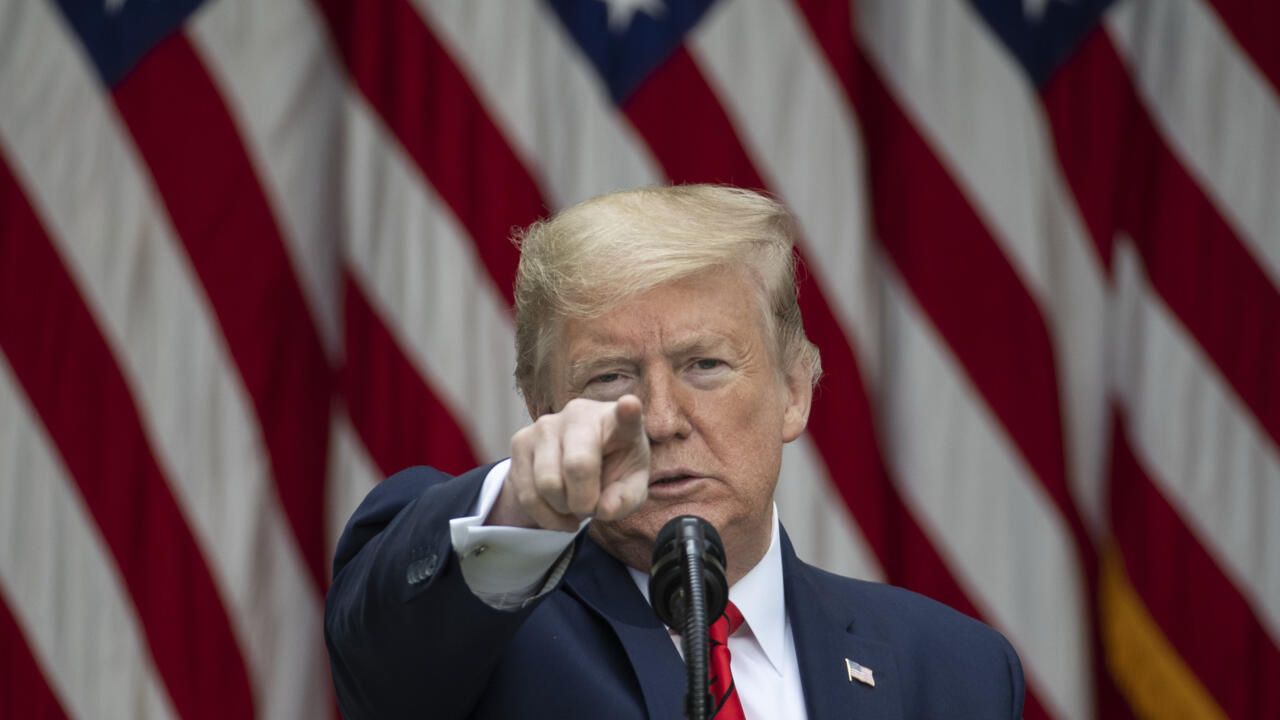 Trump Menace de Bombarder l’Iran et Exprimes sa Colère Contre Poutine : Un Tournant dans la Diplomatie Internationale